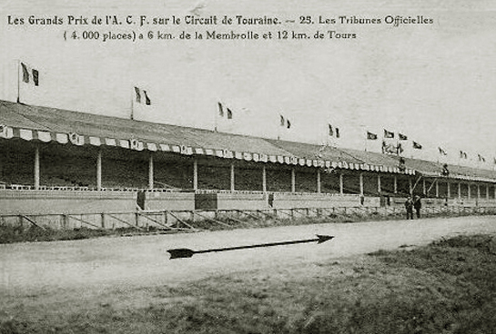 P1-The-grandstand