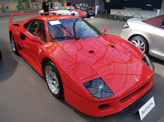 Ferrari F40 (1990) not sold: estimate was 950,000 to 1,100,000 euros.